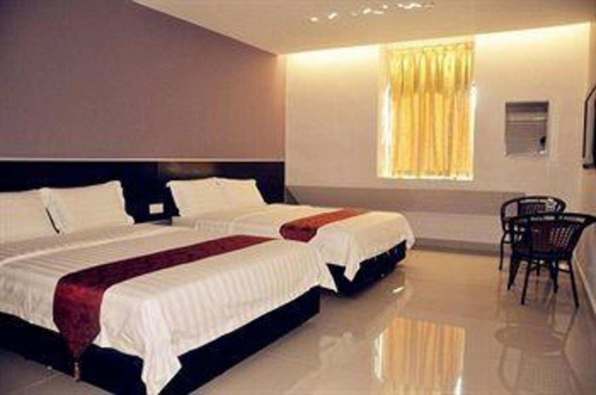 Super Oyo 89944 Stay Inn Kota Kinabalu Exteriör bild