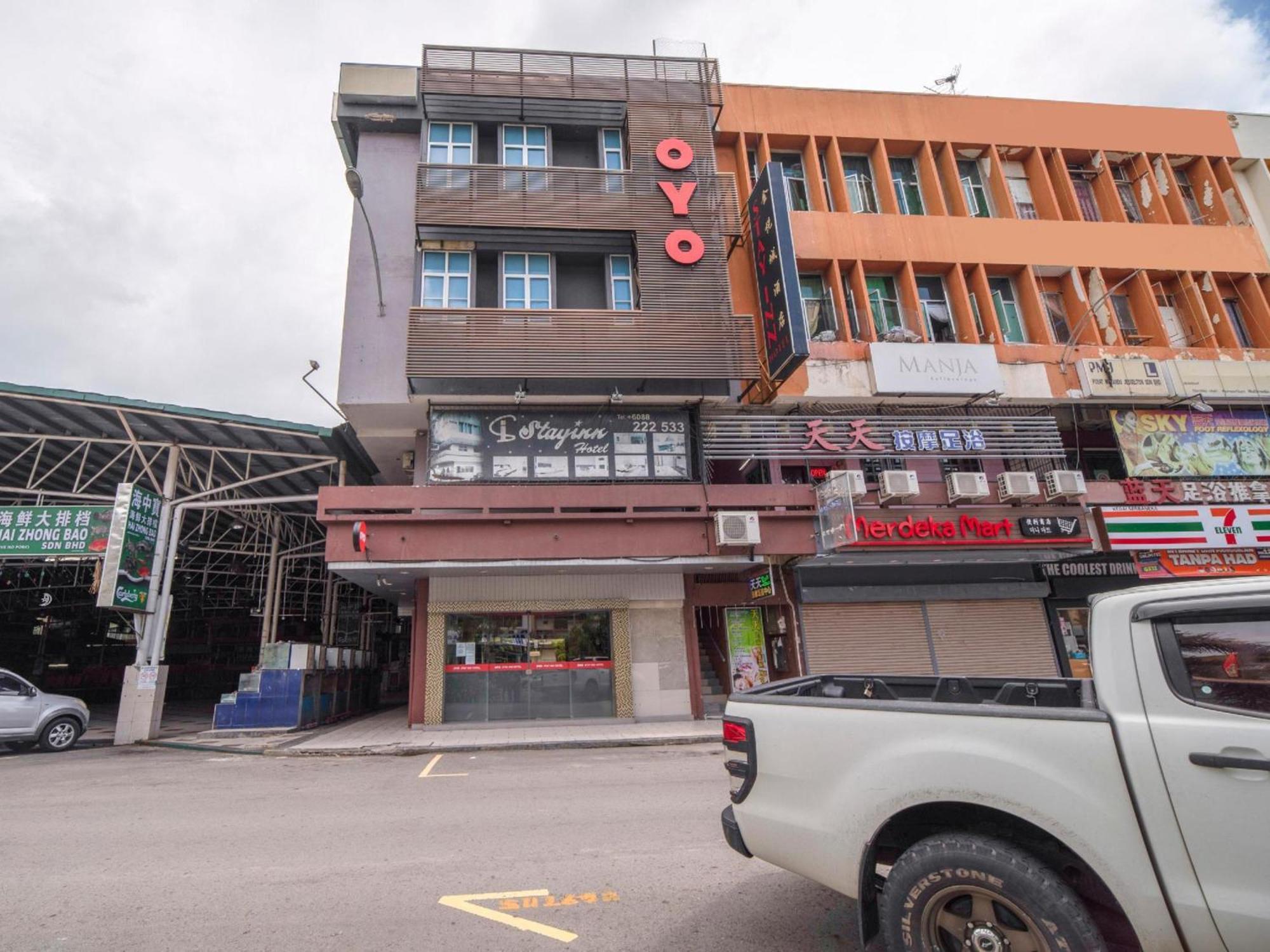 Super Oyo 89944 Stay Inn Kota Kinabalu Exteriör bild