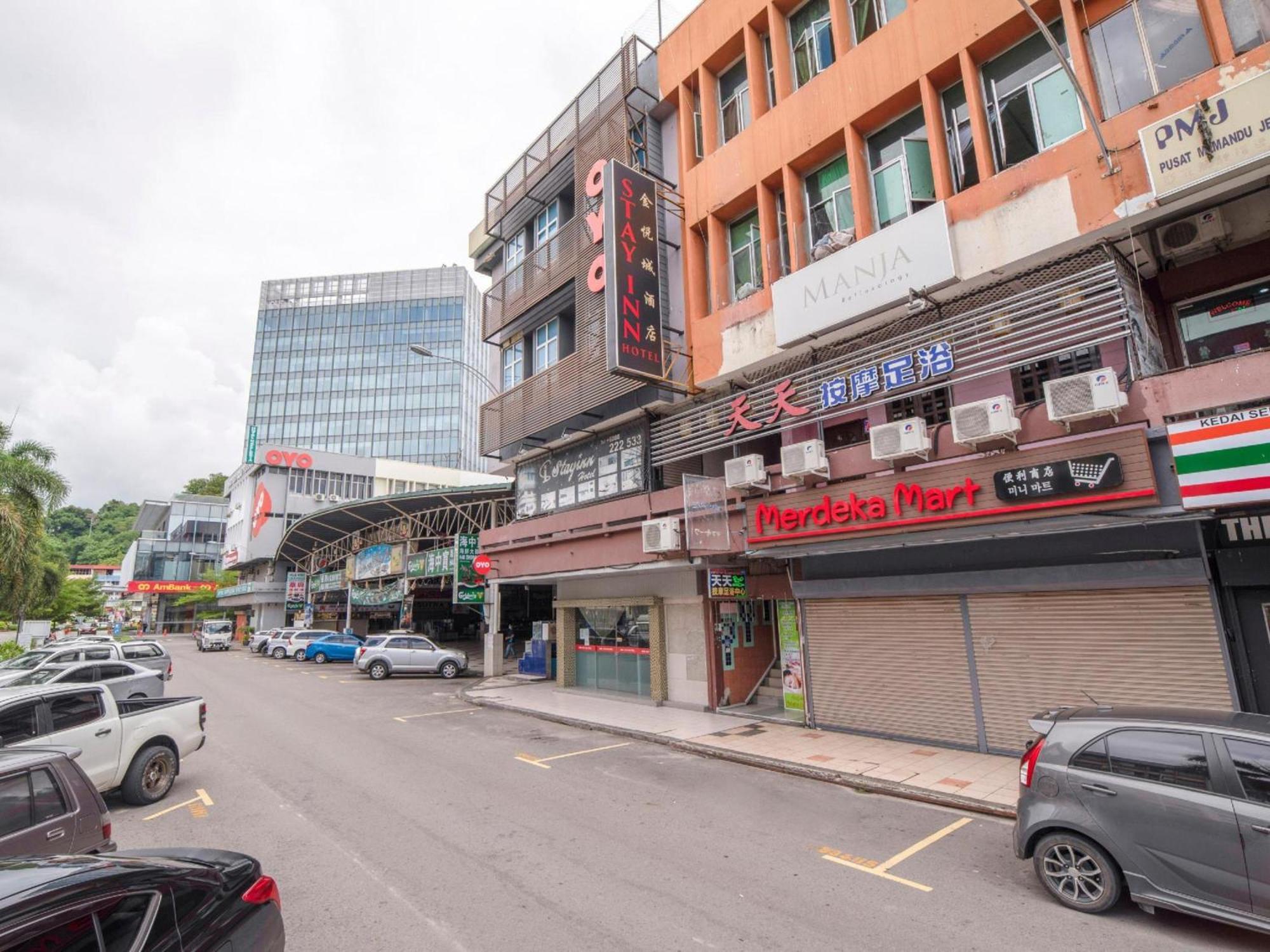 Super Oyo 89944 Stay Inn Kota Kinabalu Exteriör bild