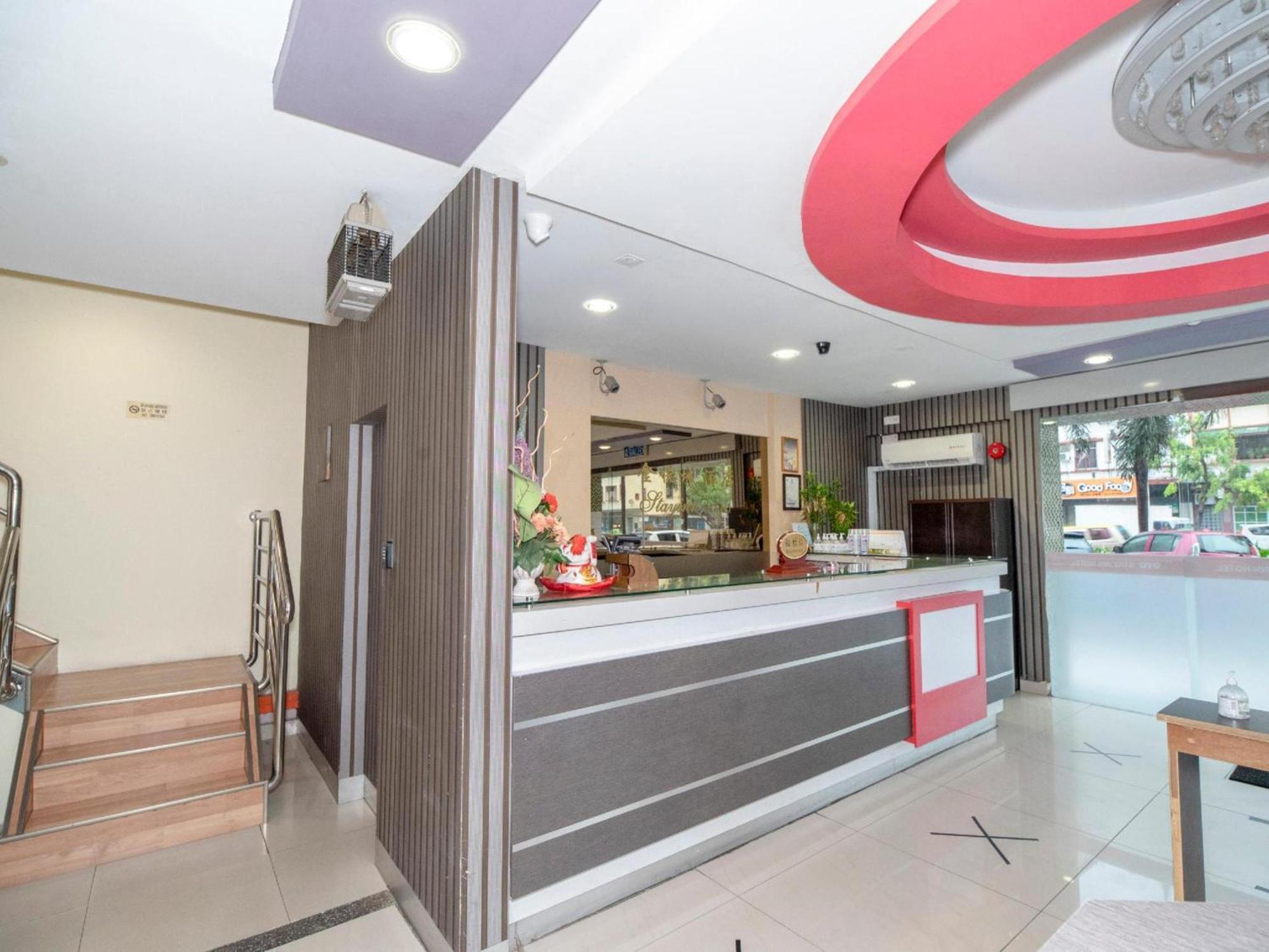 Super Oyo 89944 Stay Inn Kota Kinabalu Exteriör bild